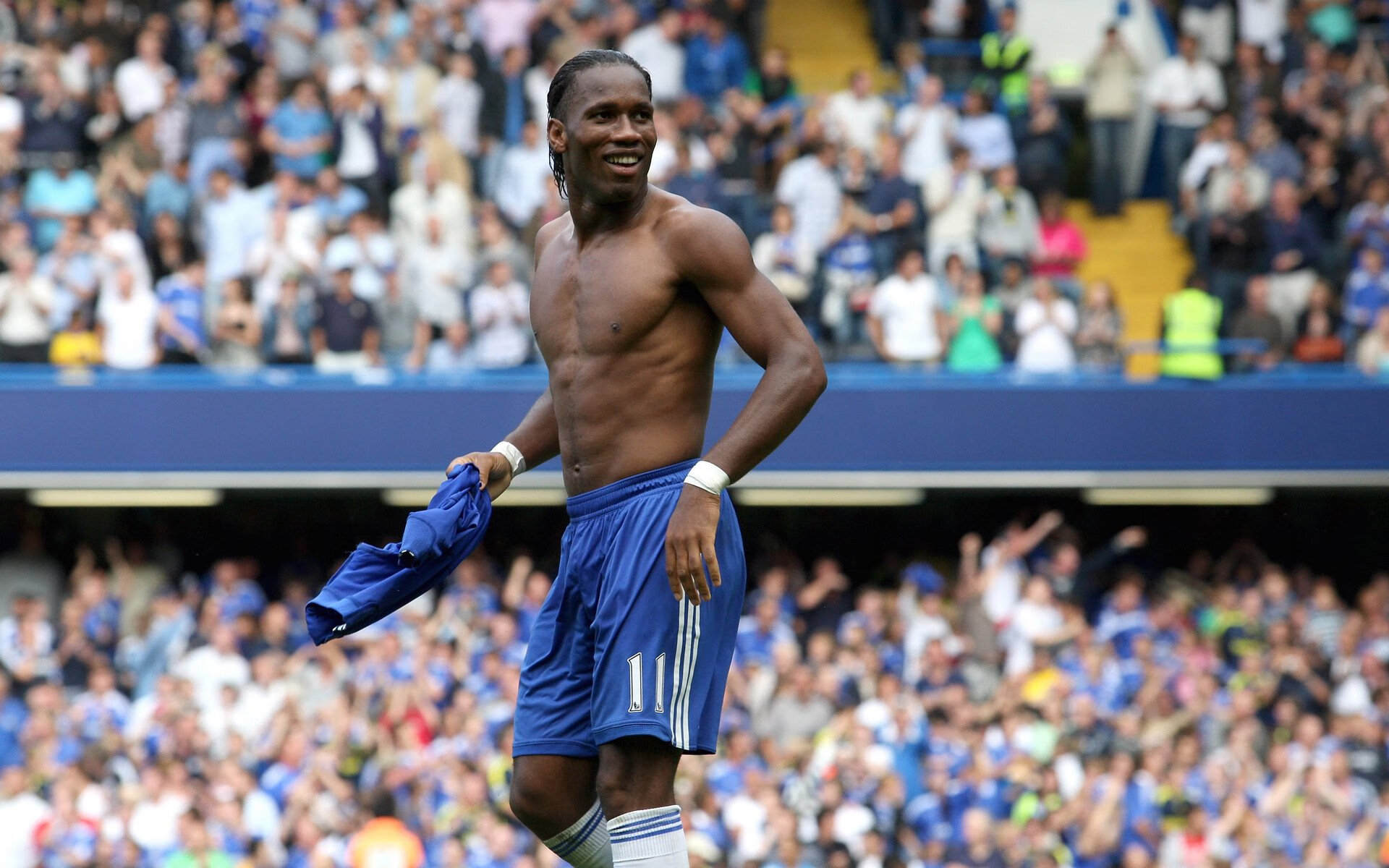 维尼修斯一剑封喉创纪录，奥地利坚韧防守险胜法国引爆欧洲杯